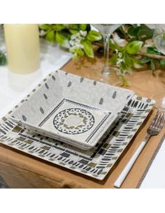 Plato llano cuadrado 24cm...