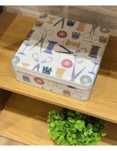 Caja metal blanca Costura